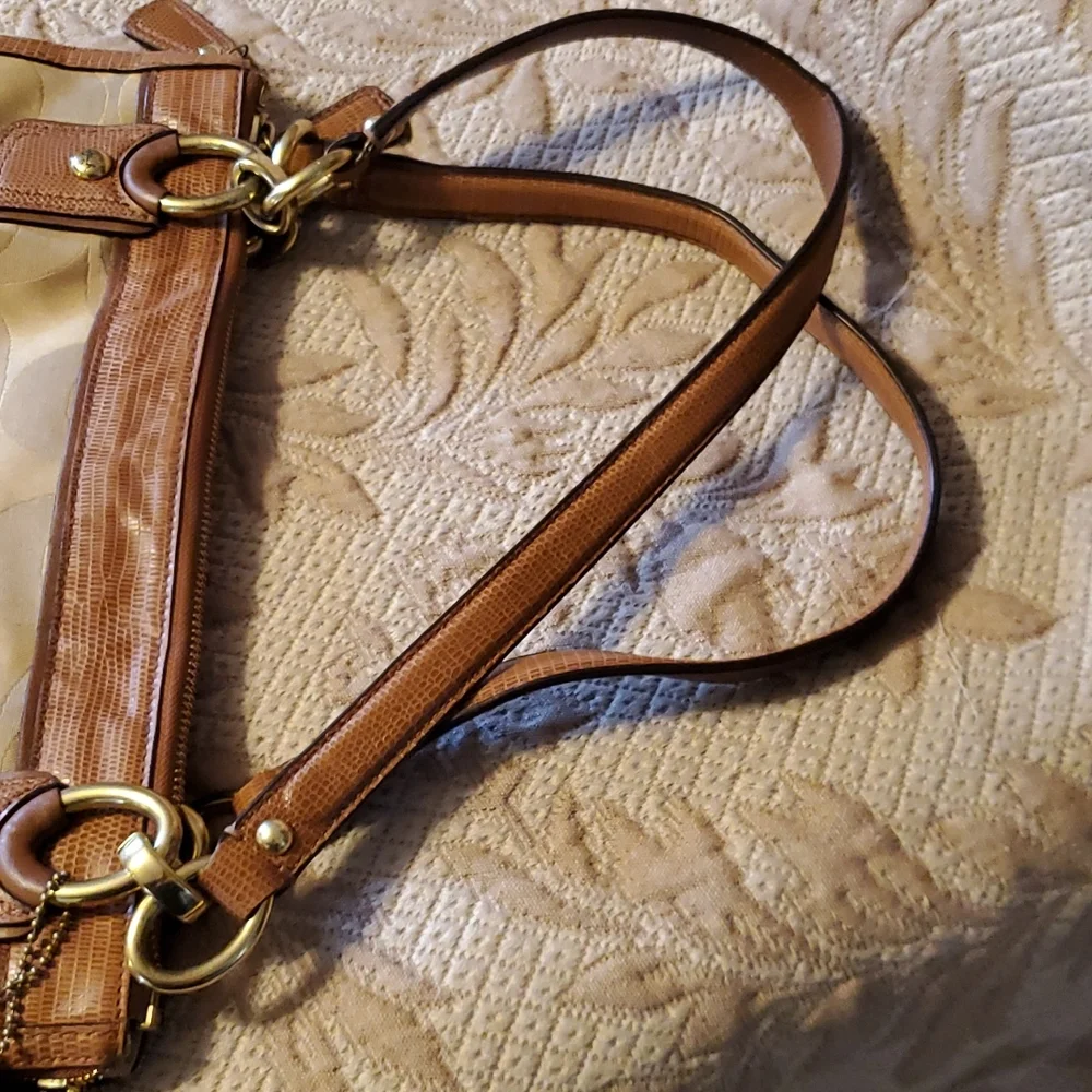 Coach Purse Shoulder / tote bag